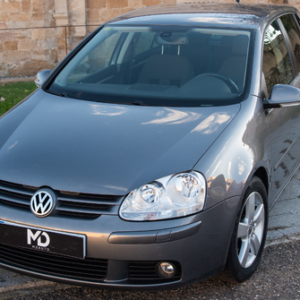 Golf V 1.9 TDI 105cv (6 velocidades) 180.000km reales y certificados
