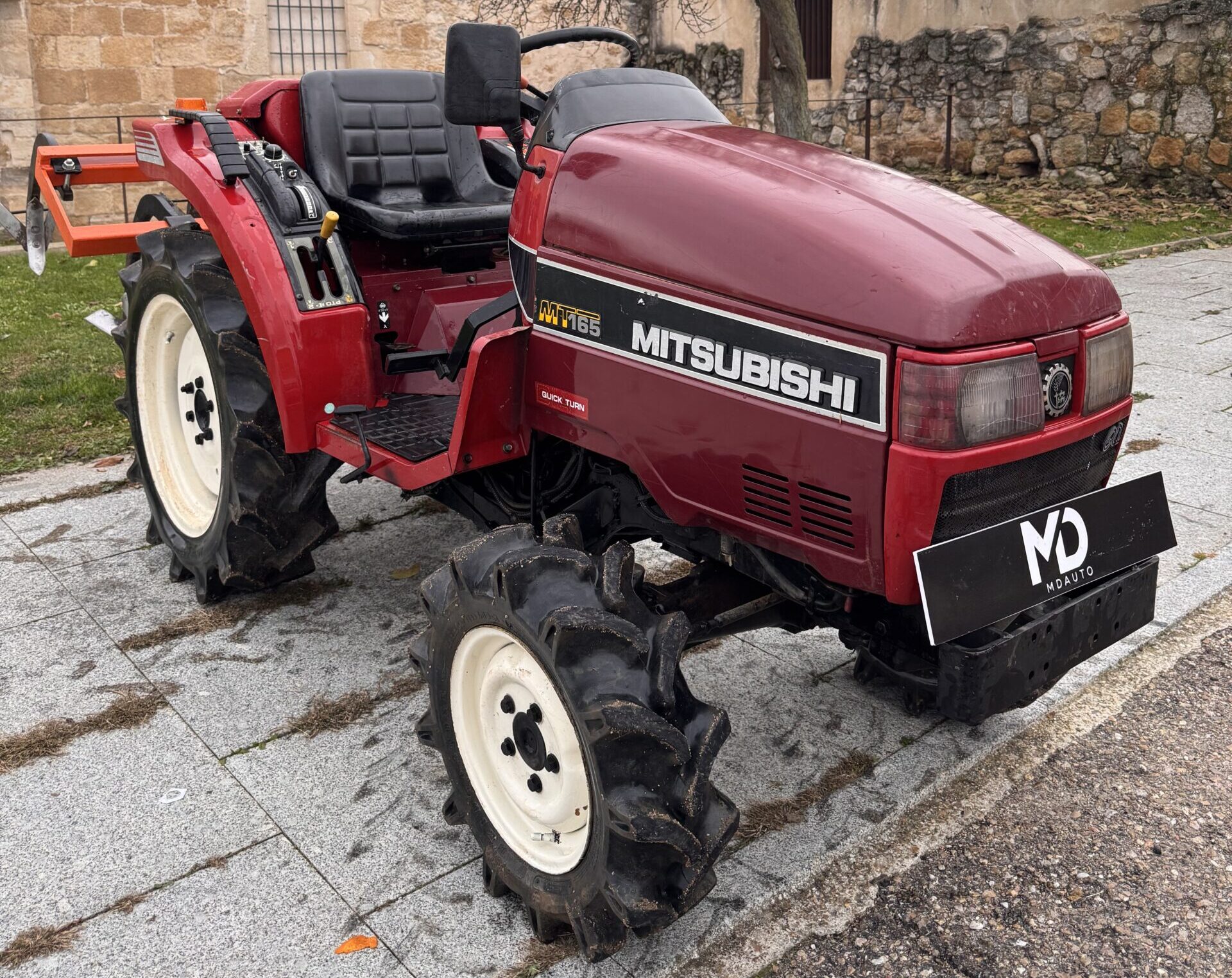 Minitractor Mitsubishi MT165